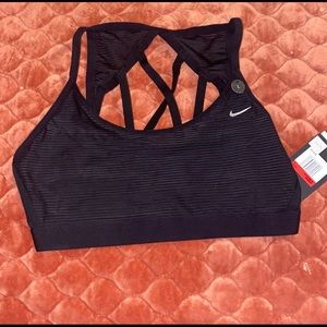 ISO Nike Indy Sports Bra - size M - NWT